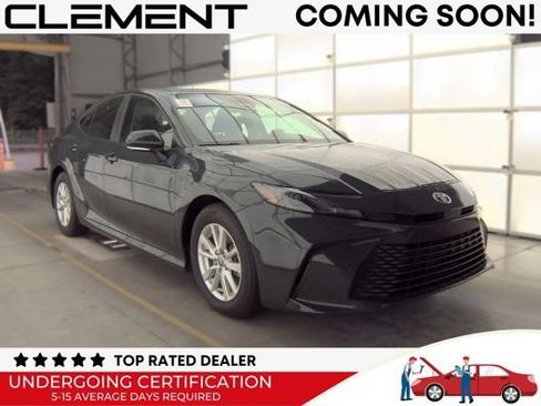 Used 2025 Toyota Camry LE FWD image 2