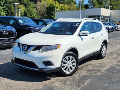 Used 2016 Nissan Rogue S w/ Appearance Package