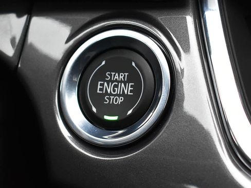 New 2026 Chevrolet Trax ACTIV w/ Sunroof Package image 16