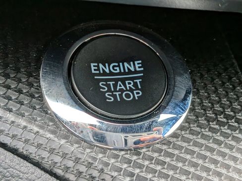 Certified 2024 Ford Explorer ST-Line w/ Class IV Trailer Tow Package image 33