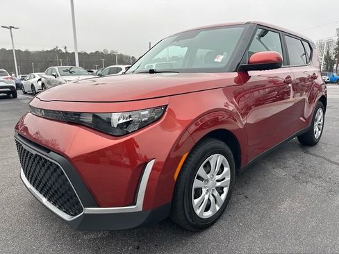 Used 2024 Kia Soul LX image 7