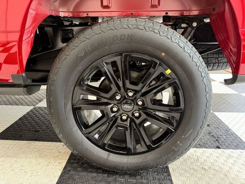 New 2025 Ford F150 Platinum w/ FX4 Off-Road Package image 11