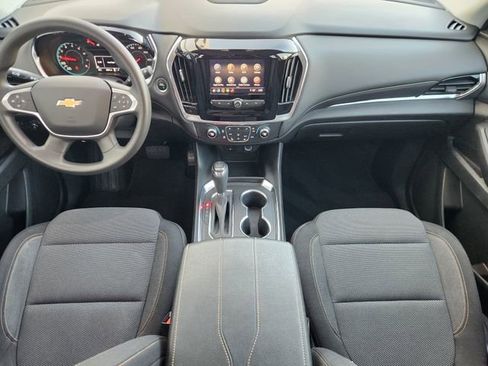 Used 2020 Chevrolet Traverse LS image 22