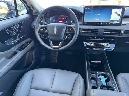 New 2026 Lincoln Corsair Premiere image 25