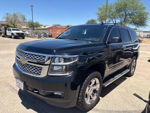 Used 2018 Chevrolet Tahoe LT w/ LT Signature Package AWD/4WD image 1