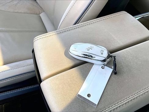 Used 2013 Tesla Model S RWD image 11