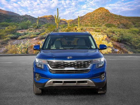 Certified 2021 Kia Seltos EX AWD/4WD image 5