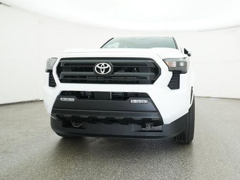 New 2025 Toyota Tacoma SR5 image 3