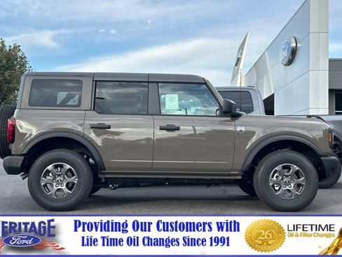 New 2025 Ford Bronco Big Bend image 3