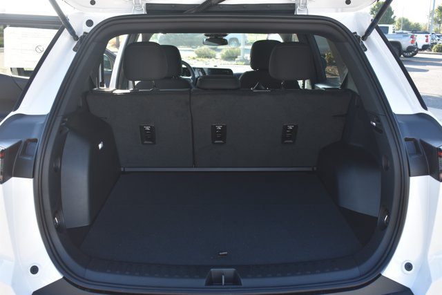 New 2027 Chevrolet Equinox LT FWD image 15