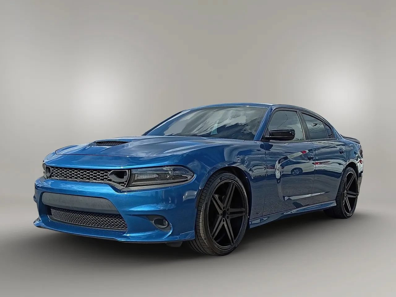 Used 2021 Dodge Charger R/T w/ Blacktop Package RWD image 4