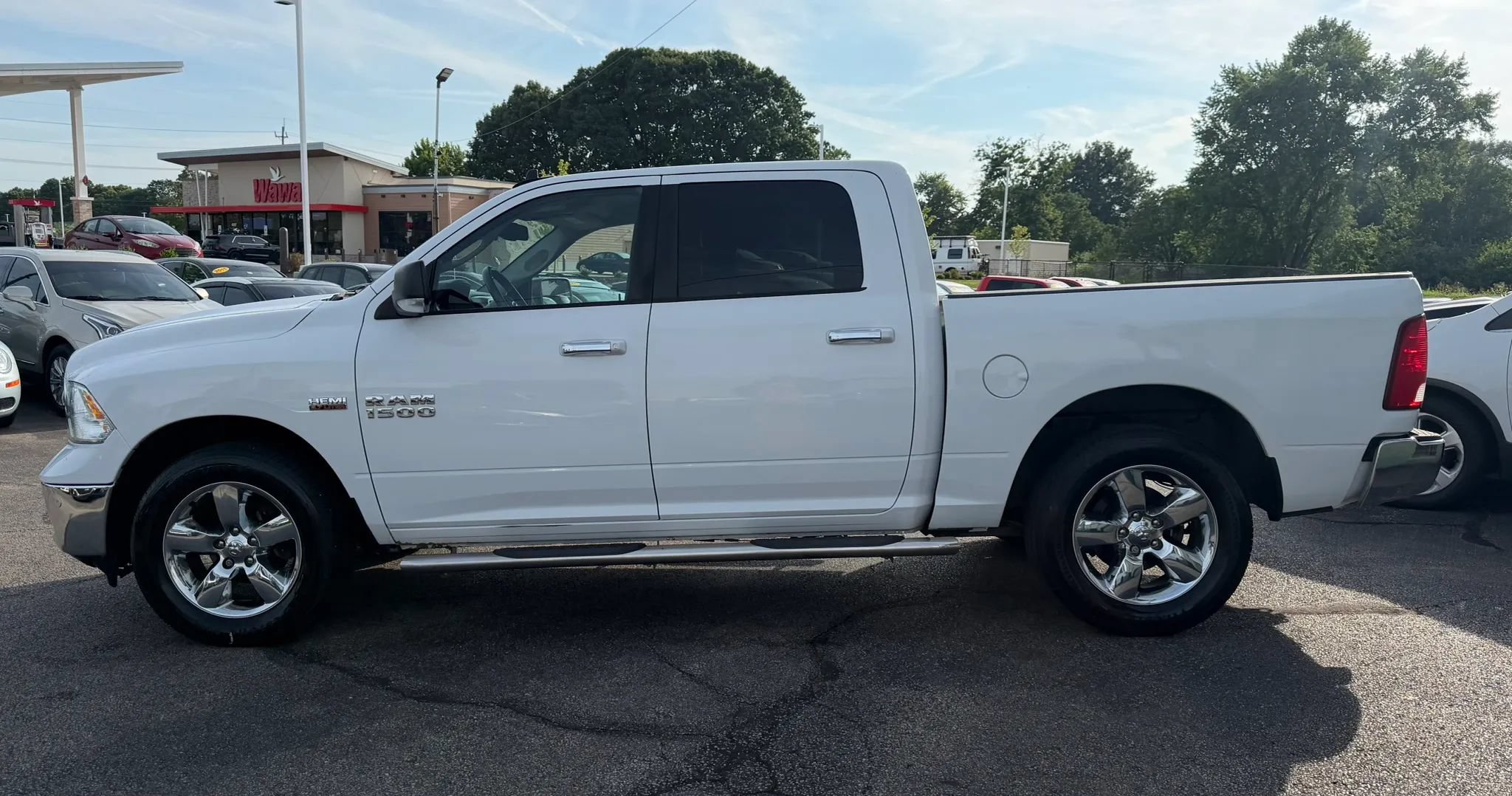 Used 2016 RAM 1500 Big Horn AWD/4WD image 2