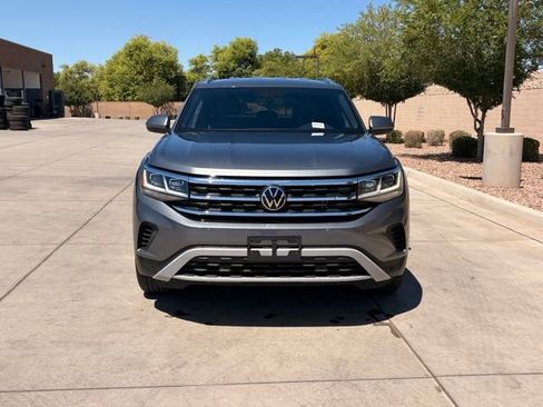 Used 2023 Volkswagen Atlas Cross Sport SE FWD image 5