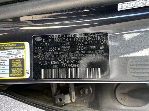 Used 2017 Kia Optima Premium FWD image 24