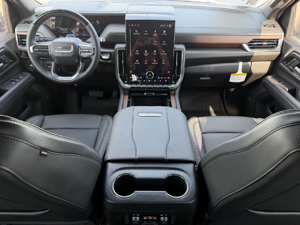 New 2027 GMC Yukon Denali w/ Denali Reserve Package AWD/4WD image 10