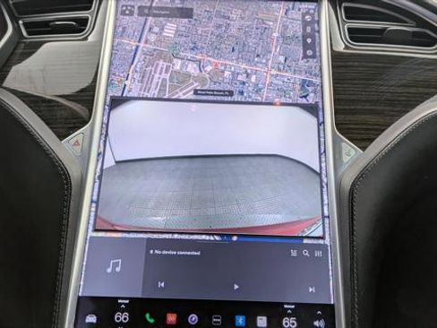 Used 2017 Tesla Model S 90D image 23