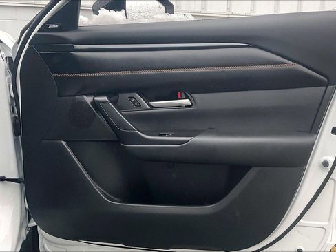 Used 2025 MAZDA CX-50 AWD 2.5 Hybrid w/ Premium Pkg image 29