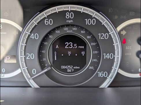 Used 2014 Honda Accord Touring image 10