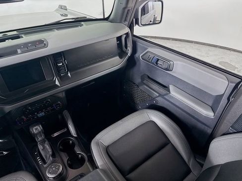 Used 2023 Ford Bronco Big Bend image 23