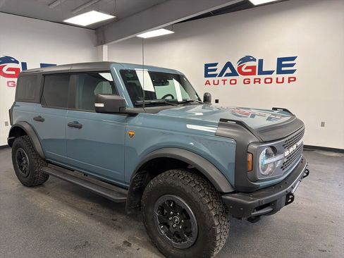 Used 2022 Ford Bronco Badlands AWD/4WD image 3