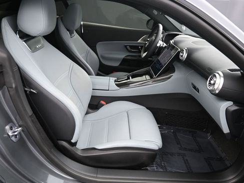 Used 2025 Mercedes-Benz AMG GT 55 image 27