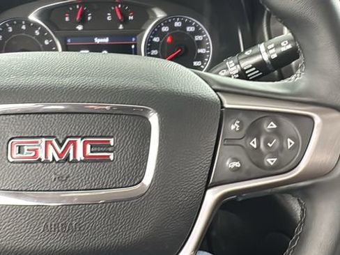 Used 2023 GMC Acadia AT4 image 25
