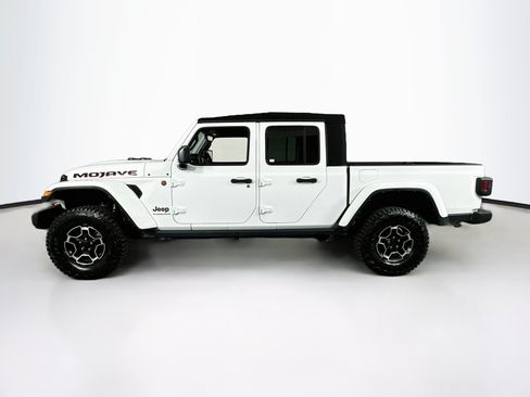 Used 2023 Jeep Gladiator Mojave w/ Trailer Tow Package AWD/4WD image 8