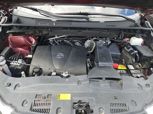 Used 2019 Toyota Highlander XLE AWD/4WD image 31