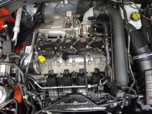 Used 2019 Volkswagen Jetta S w/ Driver Assistance Package image 30