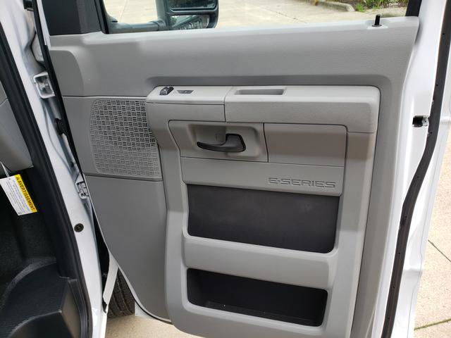 Used 2022 Ford E-350 and Econoline 350 Super Duty w/ Power Windows & Locks Group RWD image 15