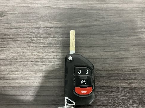 Used 2022 Jeep Wrangler Unlimited Sahara w/ Cold Weather Group image 45