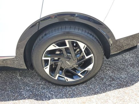 Certified 2023 Kia Sportage SX FWD image 10