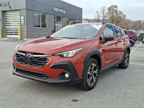 Used 2024 Subaru Crosstrek 2.0i Premium w/ Crosstrek Mirror Package image 5