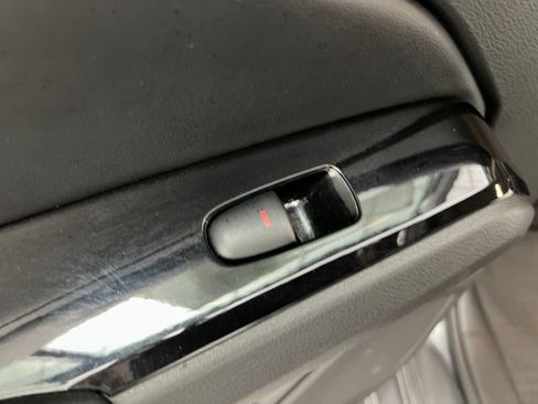 Used 2024 Nissan Altima 2.5 SR FWD image 19