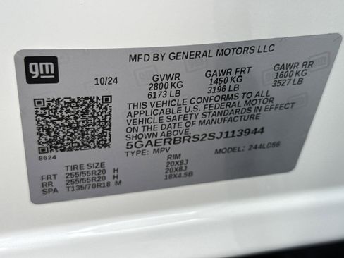 Used 2025 Buick Enclave Sport Touring w/ Power Package image 37