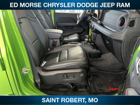 Used 2025 Jeep Wrangler Unlimited Rubicon AWD/4WD image 31
