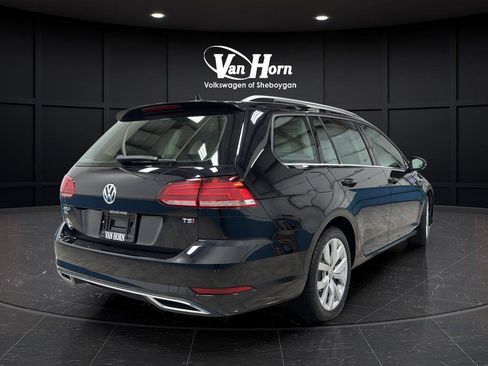 Used 2018 Volkswagen Golf SEL FWD image 7