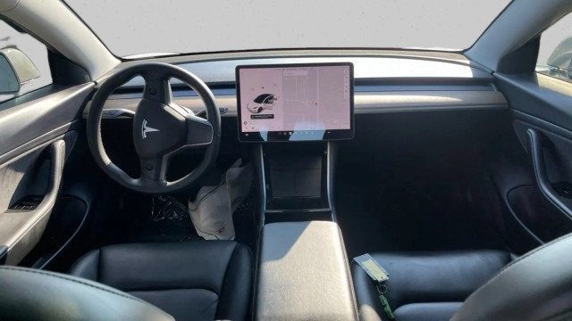 Used 2020 Tesla Model 3 Long Range AWD/4WD image 14