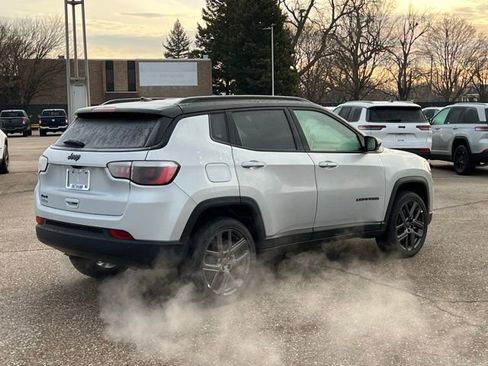 New 2026 Jeep Compass Limited image 3