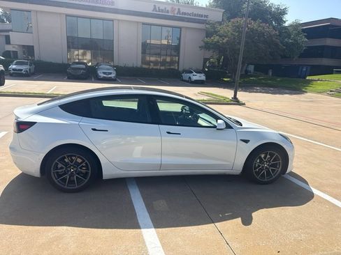 Used 2021 Tesla Model 3 Standard Range Plus RWD image 10