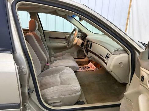 Used 2001 Chevrolet Impala FWD image 14