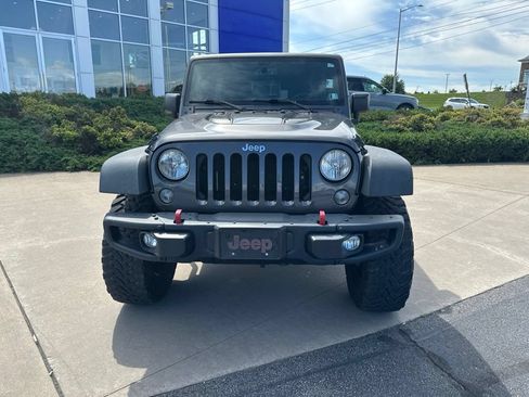 Used 2016 Jeep Wrangler Unlimited Rubicon AWD/4WD image 2