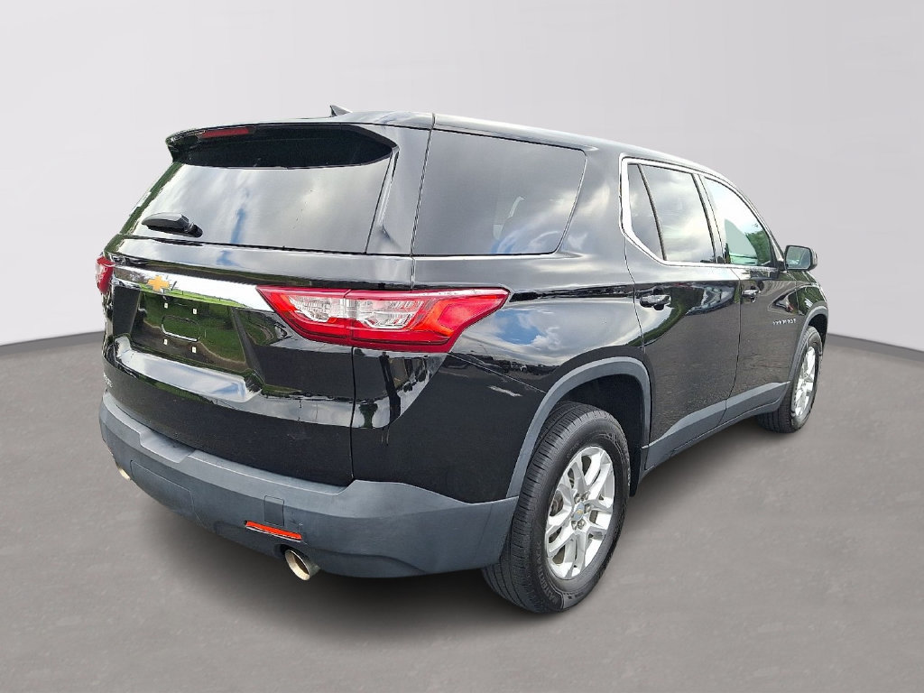 Used 2021 Chevrolet Traverse LS FWD image 6