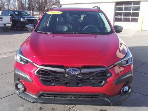 Used 2025 Subaru Crosstrek 2.5i Limited w/ Crosstrek Mirror Package image 17