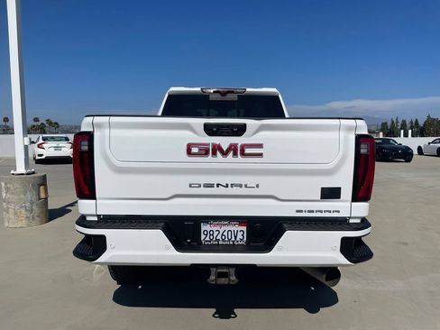 Used 2024 GMC Sierra 3500 Denali w/ Denali Reserve Package AWD/4WD image 3