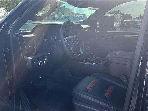 Used 2026 GMC Sierra 2500 AT4 AWD/4WD image 15