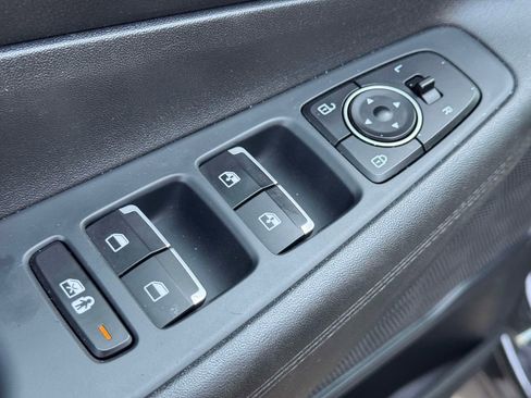 Used 2022 Hyundai Santa Fe SEL w/ Cargo Package image 15