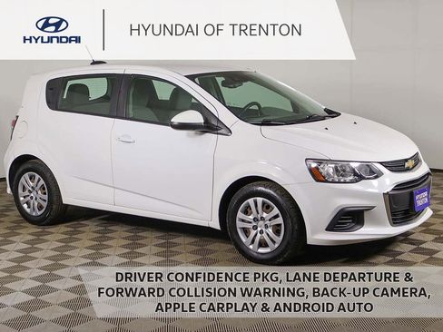 Used 2019 Chevrolet Sonic LT image 1