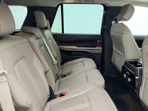 Used 2019 Ford Expedition Limited w/ Special Edition Package AWD/4WD image 24