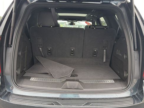 Used 2021 Chevrolet Tahoe RST AWD/4WD image 36